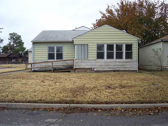 2nd image of 1202 NW Smith Ave