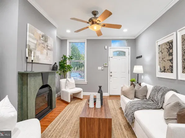 404 S Eaton St, Baltimore, MD 21224