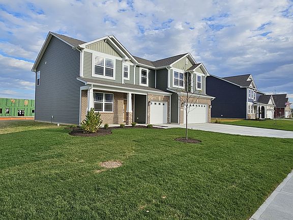 2nd image of 2389 Oakmont Dr