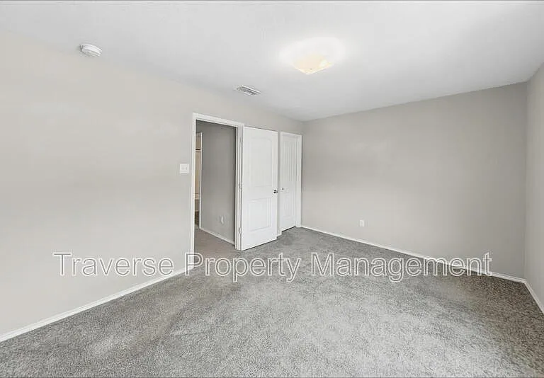 2700 Andesite Ln — Photo 18