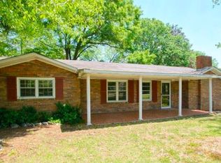318 Blandenburg Rd, Carrollton, GA 30116