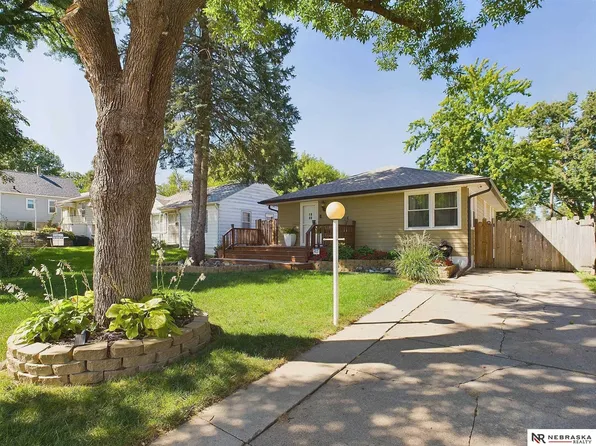 6134 Evans St, Omaha, NE 68104