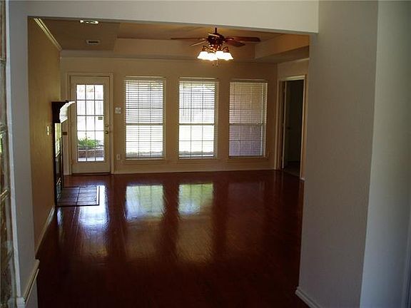 3rd image of 6701 Rolling Hills Dr
