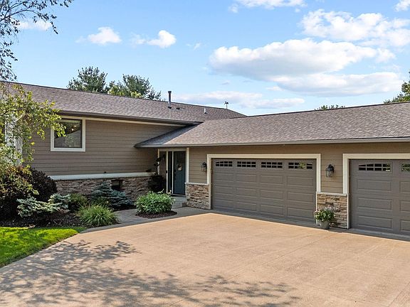 4th image of 746 Packer Dr