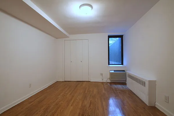 Rented by Corcoran | media 12