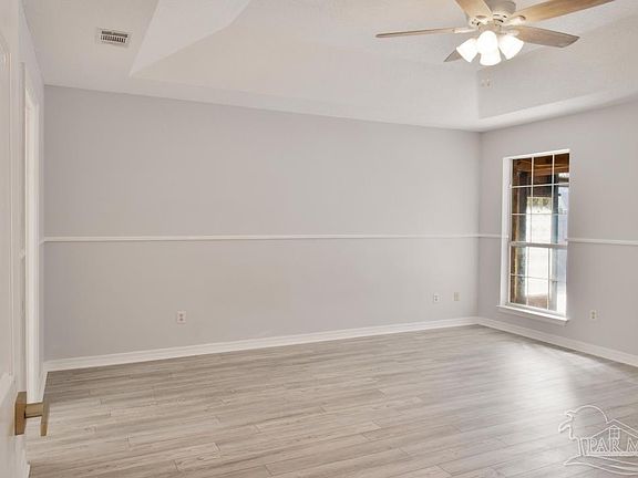 5th image of 1013 Jamie Dr