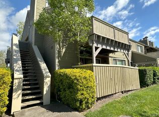 283 Enterprise Dr, Rohnert Park, CA 94928