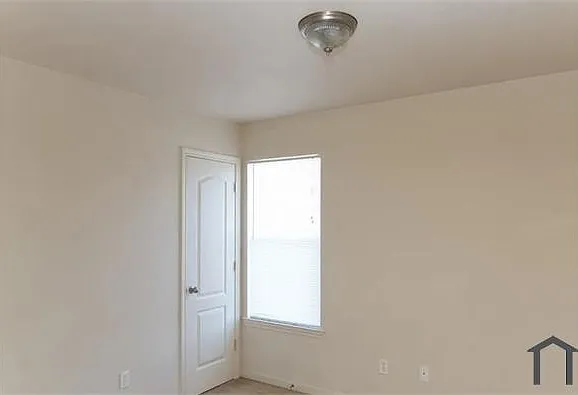 419 Brittney Way — Photo 11