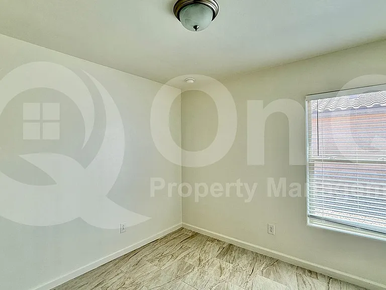 1081 W Palo Verde Ave — Photo 13