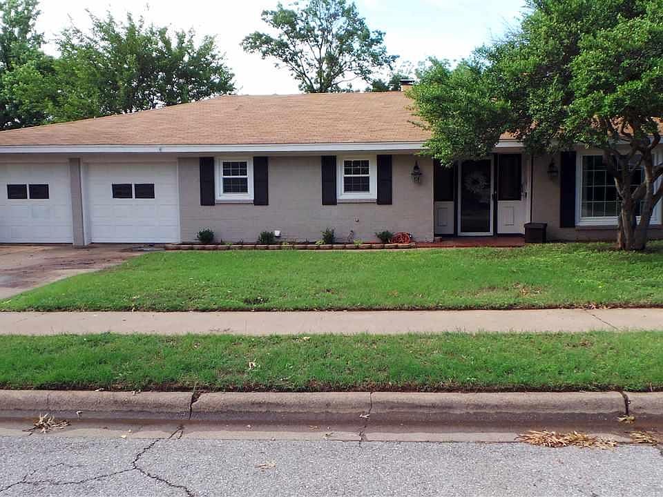 1st image of 1522 Celia Dr