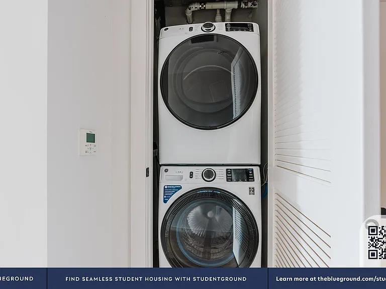 Washer/Dryer in Apartment