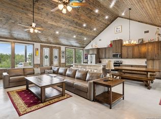 49 Mountain Valley Dr, Concan, TX 78838