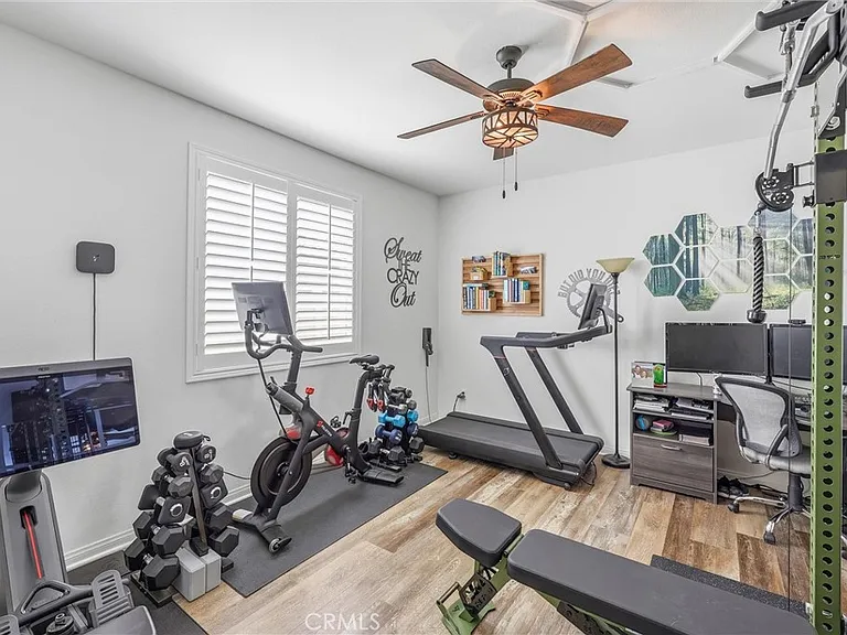 1470 Elliott Ct — Photo 15