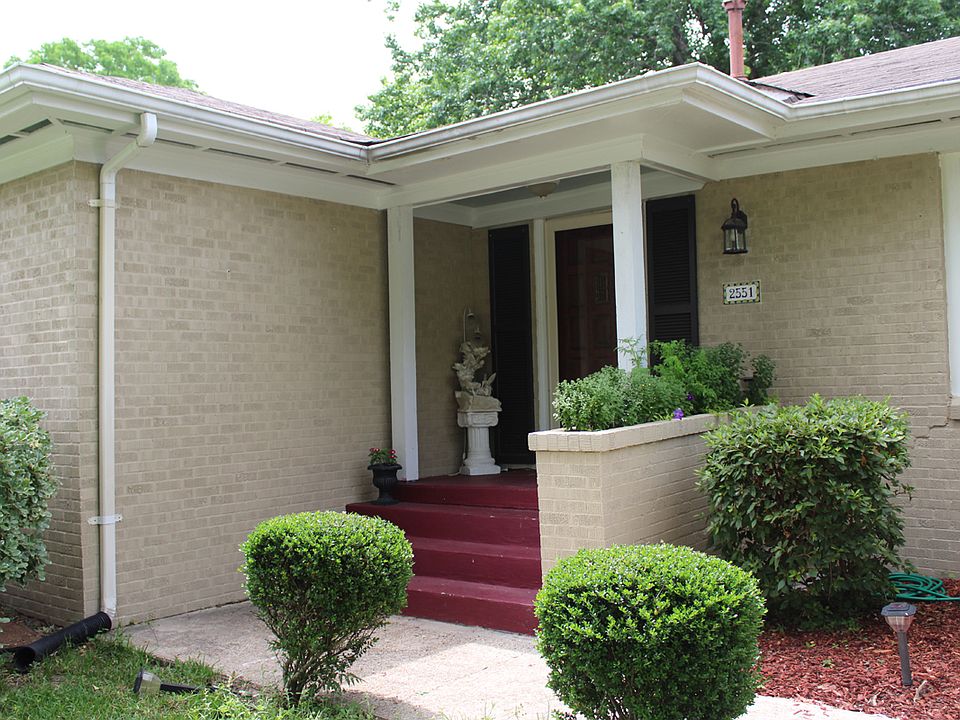 1st image of 2551 Bryn Mawr Ave