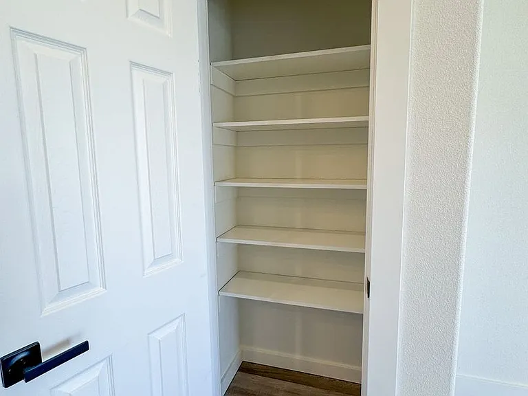981 Covey Run Rd #203 — Photo 14