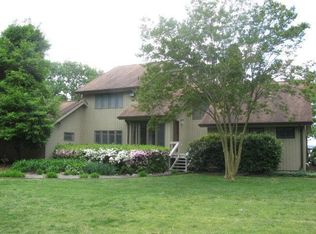 224 Piney Point Rd, Lancaster, VA 22503