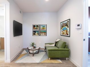 1445 9th St #205, Santa Monica, CA 90401