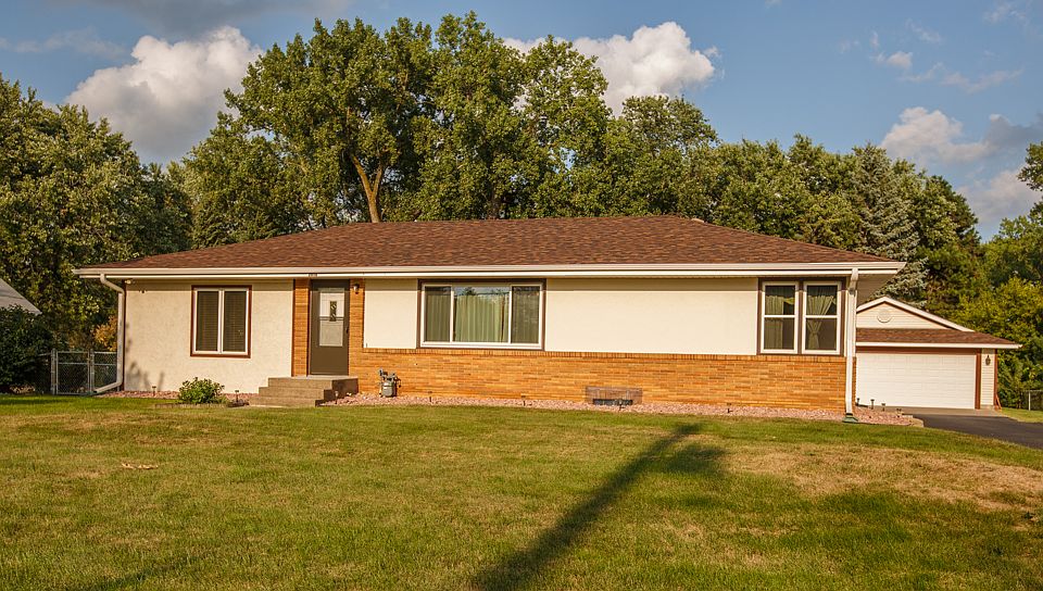 1st image of 2656 Hamline Ave N