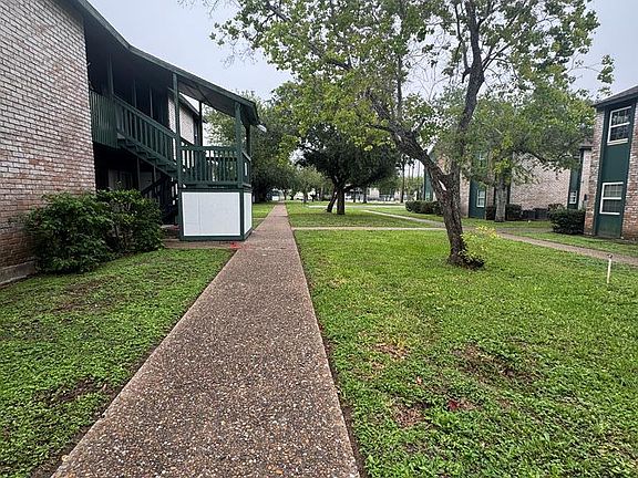 2nd image of 1505 N 25th St APT 305