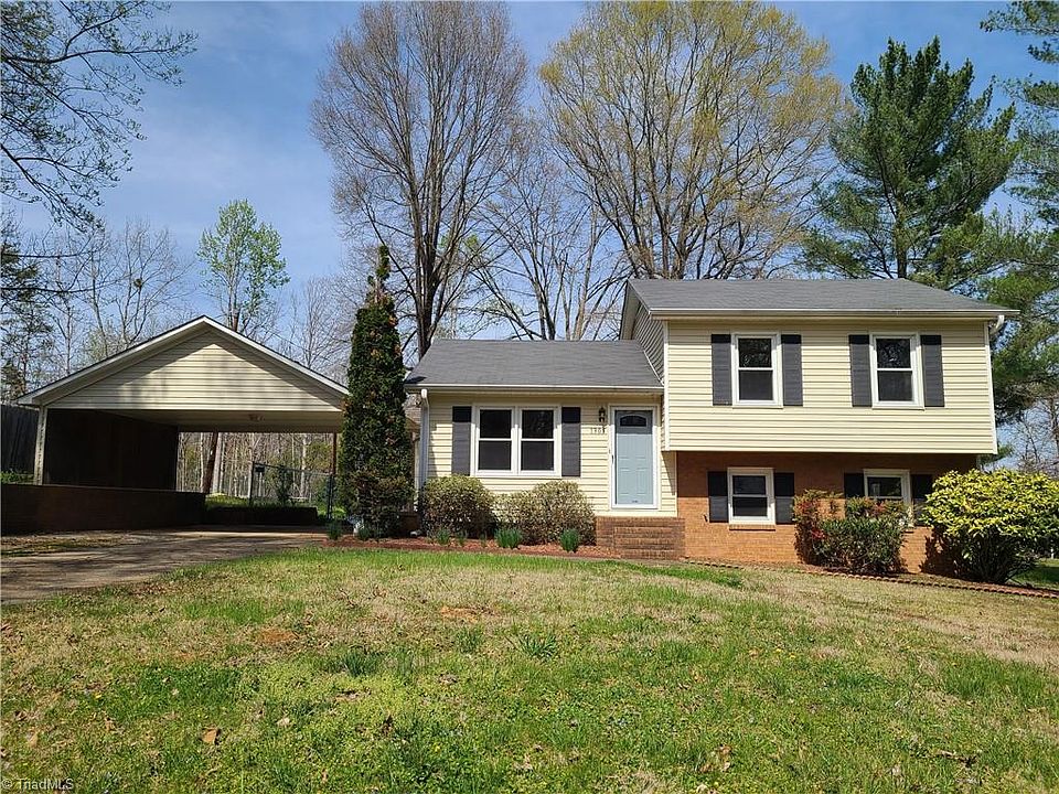 1st image of 1305 E Rollingwood Cir