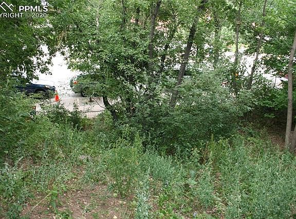 5th image of 609 Manitou Ave