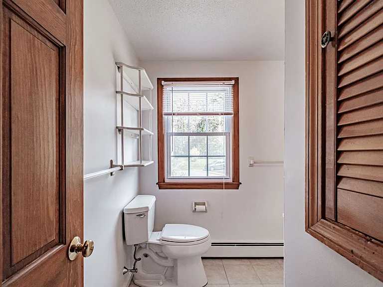29 Collins Rd #D — Photo 13