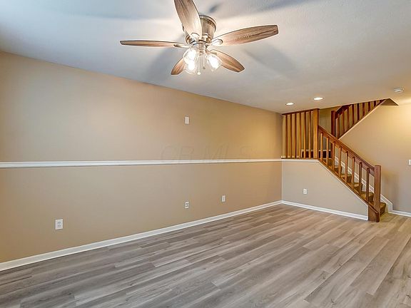 4th image of 228 Oxford Oak Dr