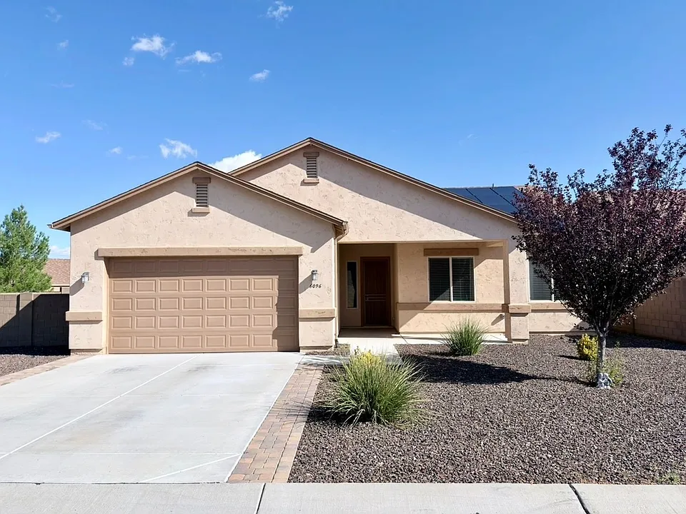 6096 E Laguna Ln