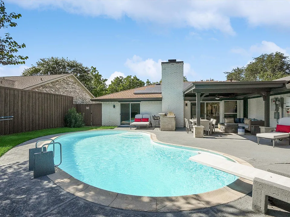 2605 Plateau Dr