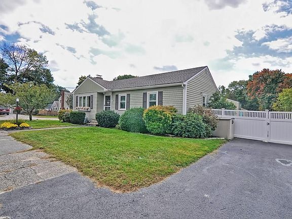 2nd image of 6 Rockwood Pl