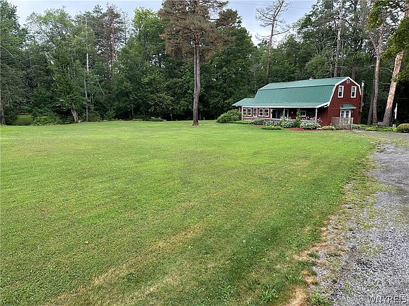 3rd image of 2326 Snyder Rd