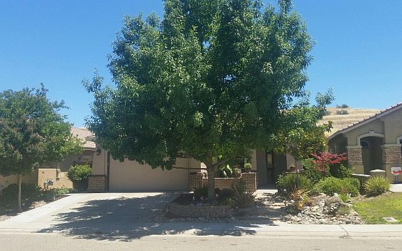 4th image of 332 Lone Spur Dr