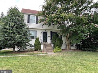 5601 Wyngate Dr, Bethesda, MD 20817
