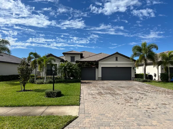 17576 Kinzie Ln, Estero, FL 33928
