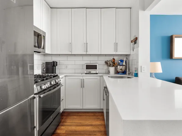 229 East 28th Street image 4 of 7