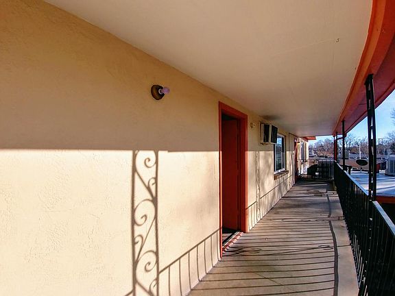 5th image of 332 Jefferson St NE APT F