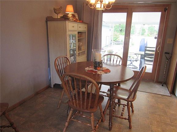 4th image of 205 Bunny Ln