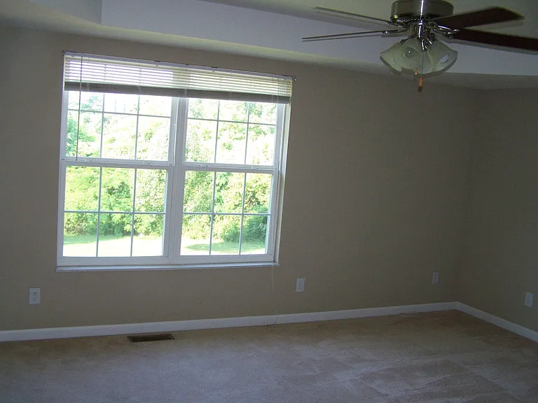7201 Long Shot Ln — Photo 6