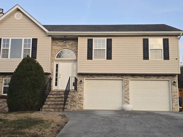 1112 Ewell St, Front Royal, VA 22630