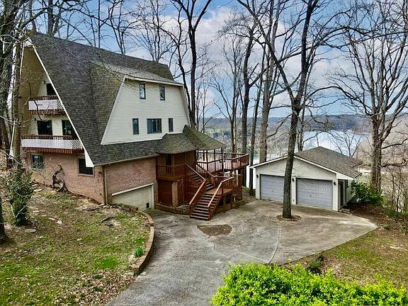 2nd image of 3101 Simpson Dr