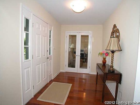 2nd image of 7413 Willow Bend Dr