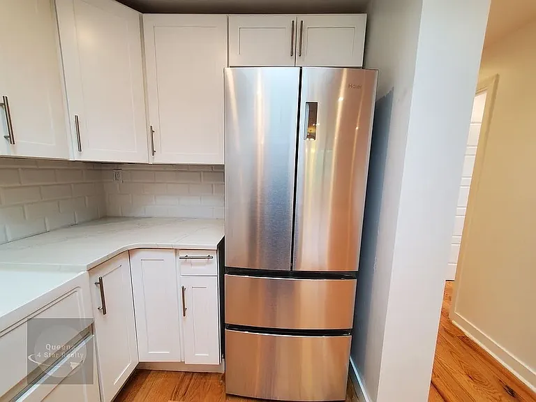 416 Wilson Ave #2L — Photo 4