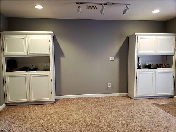 5th image of 5602 Bradley Ave