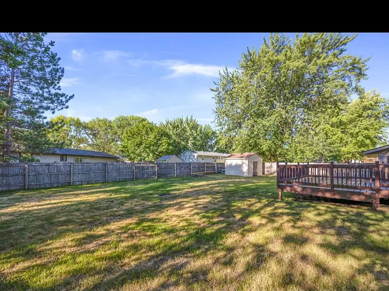 642 Northgate Dr — Photo 3