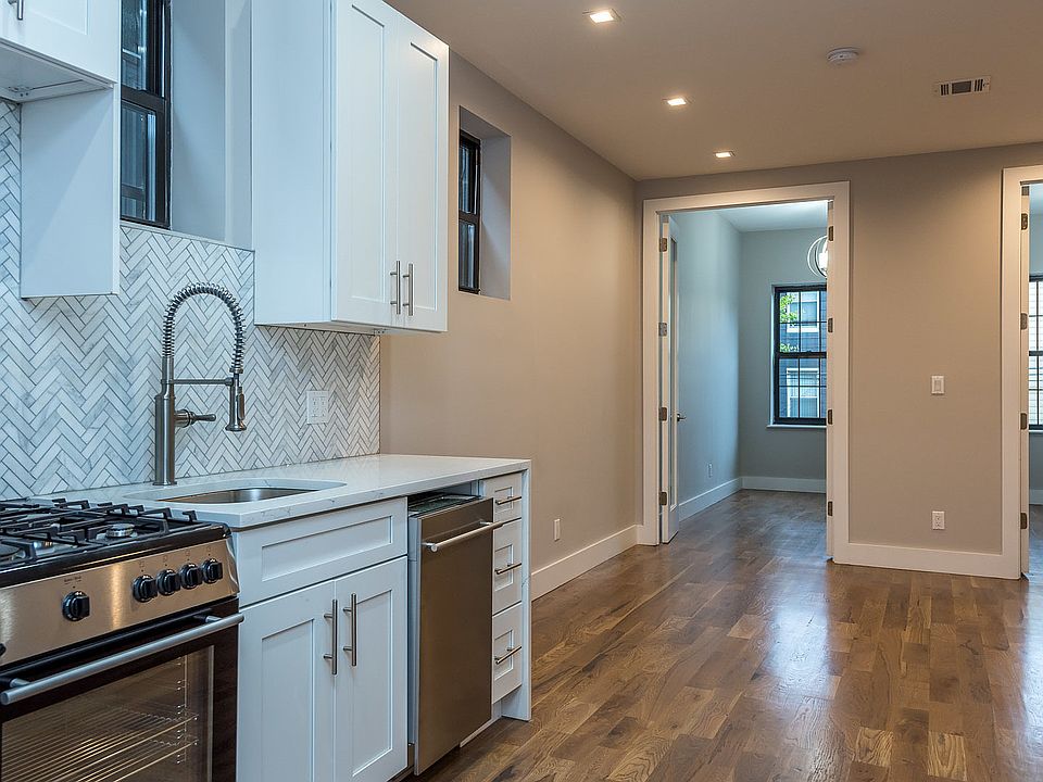 1st image of 107 Skillman Ave #1A
