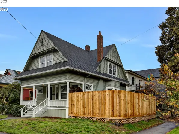 2849 NE Davis St, Portland, OR 97232