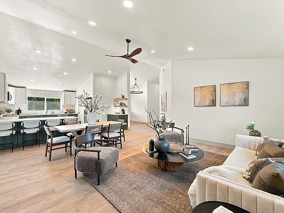 4th image of 7 Willow Way