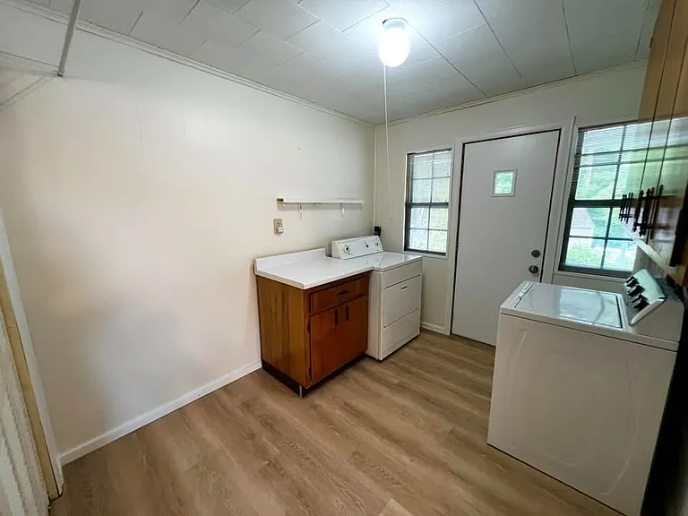 102 Kingfisher Ln — Photo 8