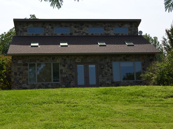 38 Old Ice House Ln