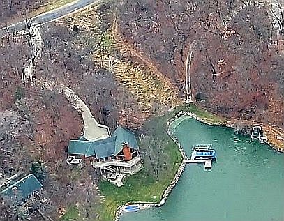 2nd image of 6864 Panorama Rd